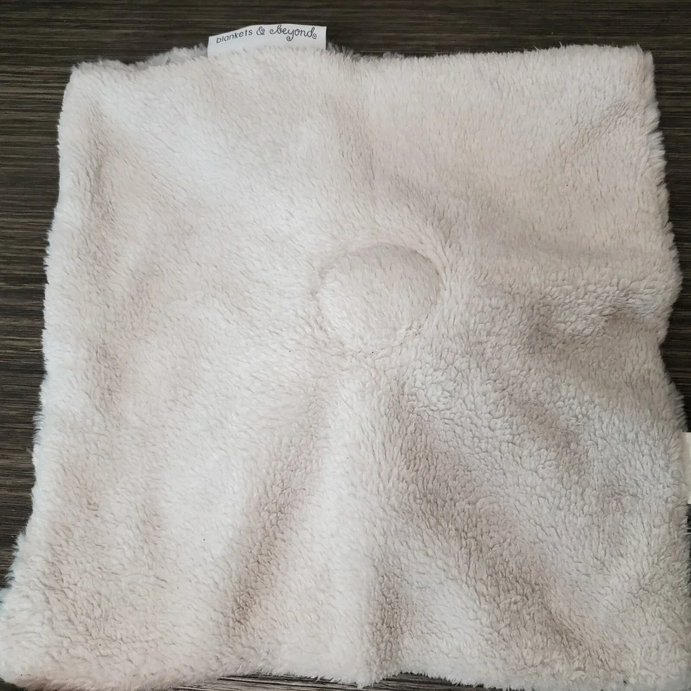 Blankets & Beyond blankets beyond